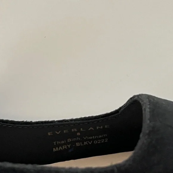 Like New Condition Everlane The Mary Jane in Black Velvet New Womens Flats Shoes - Picture 9 of 13